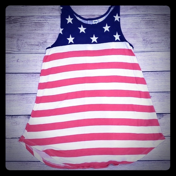 Old Navy Tops - NWOT Old Navy American Flag tank top